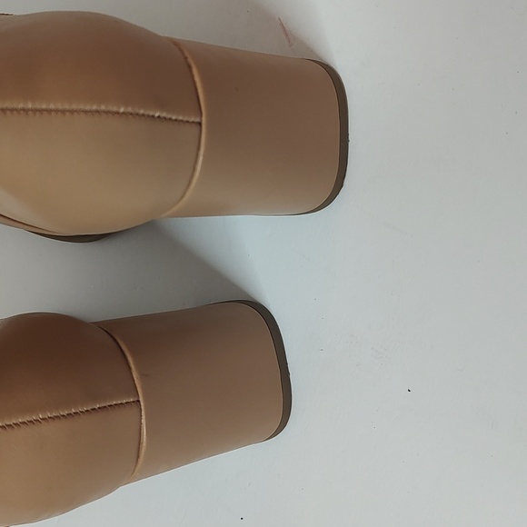 Cream Faux Leather Ankle Boots With Side Zipper from A New Day 3" Heel sz 6.5 - Picture 7 of 7